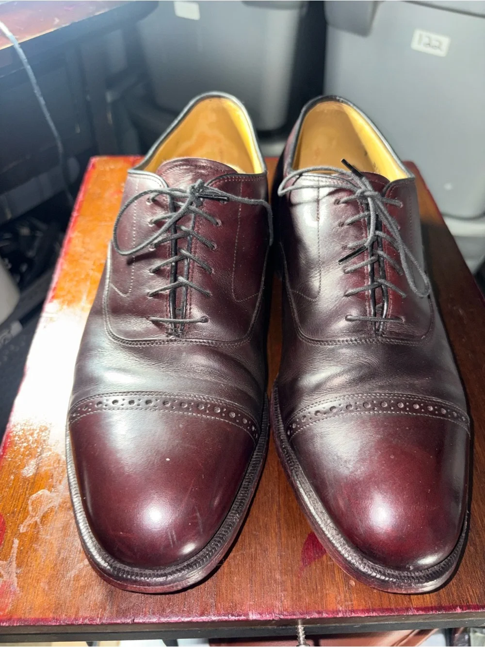 Johnston & Murphy Men's Cap-Toe Oxfords in Burgundy Sz 9D(126)